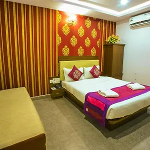 2* Hotel Bs International